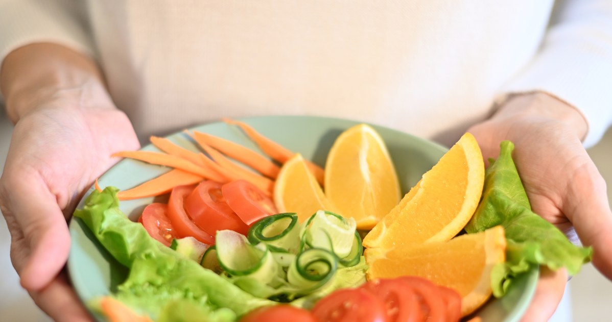 Stosowanie zasady pięciu kolorów zapewni ci zdrowie. Muszą znaleźć się na talerzu