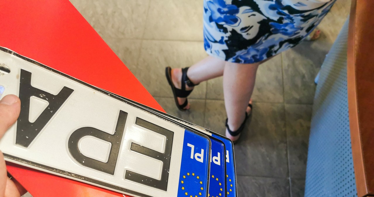 Kierowcy stoją w kolejkach, chociaż nic nie zmieniają. Już niedługo może się to zmienić