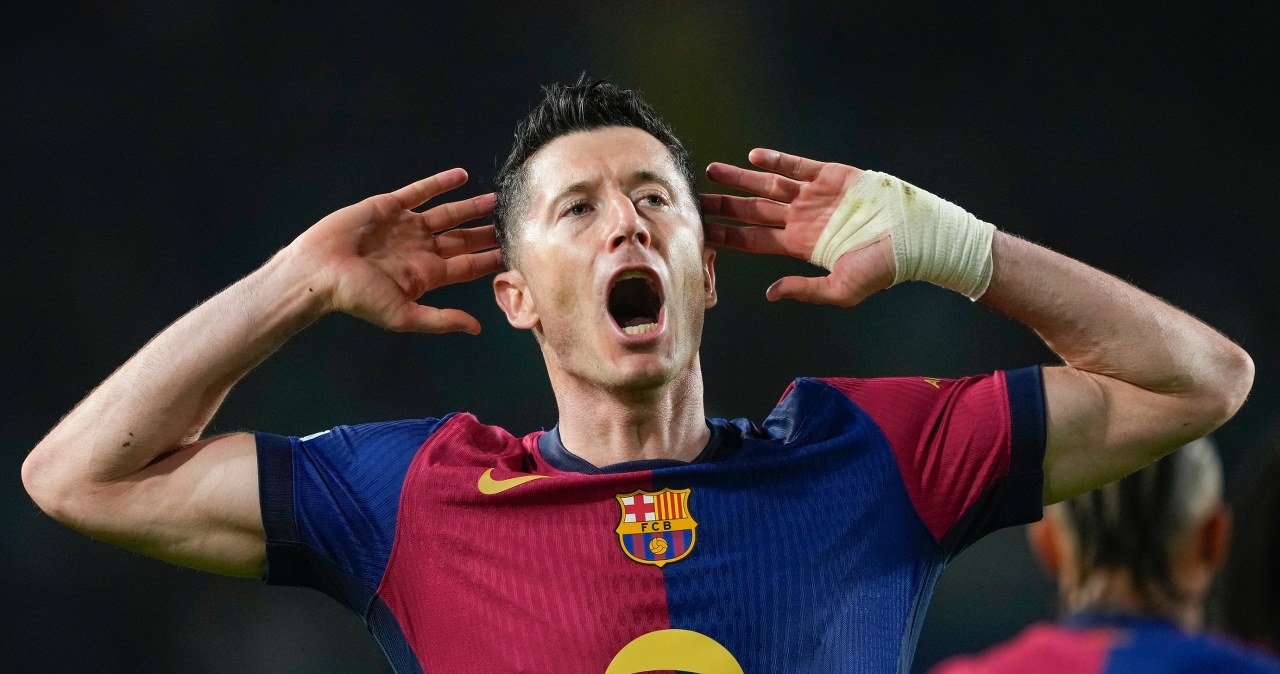 Barcelona szaleje w LM, wrota półfinału rozbija taranem. Lewandowski znów katem