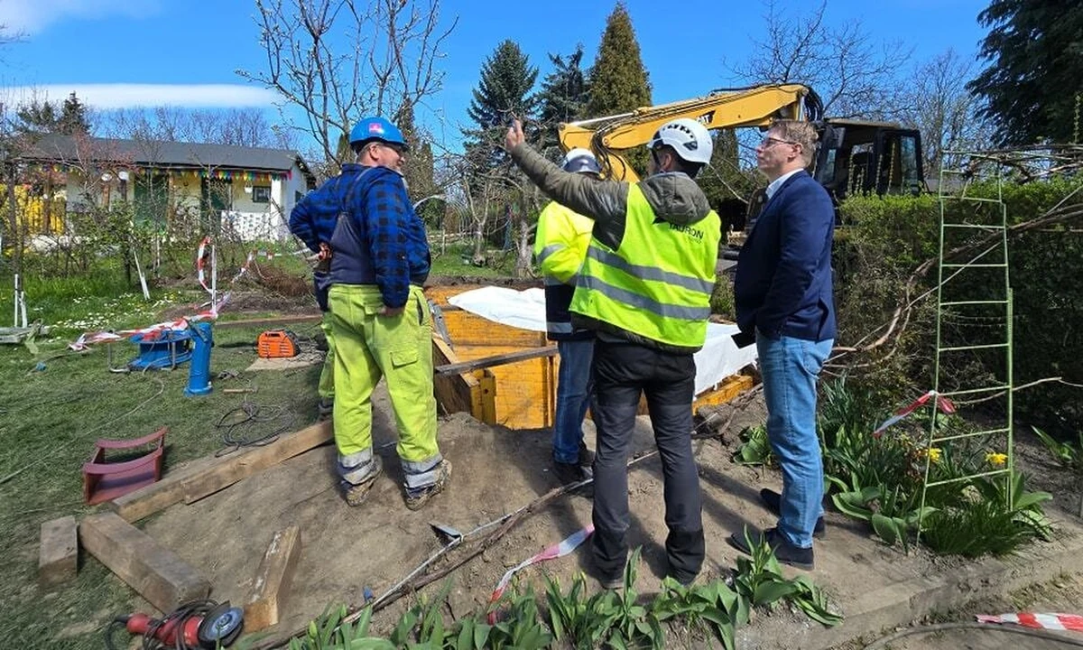 ​W Świętochłowicach w województwie śląskim doszło do awarii ciepłowniczej. Problemy z ogrzewaniem i ciepłą wodą ma ok. 3 tys. mieszkańców.