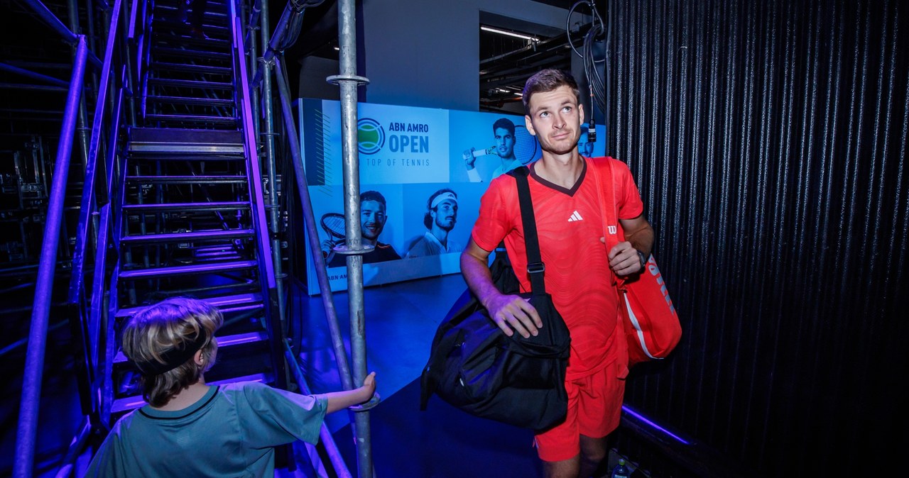 Najpierw wycofanie, za chwilę specjalne oświadczenie Hurkacza. W tle już Roland Garros