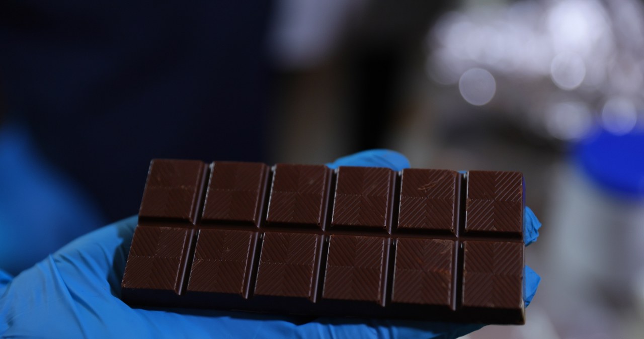 Czekolada w pudełkach antykradzieżowych. "Jeden z wielu cennych produktów"