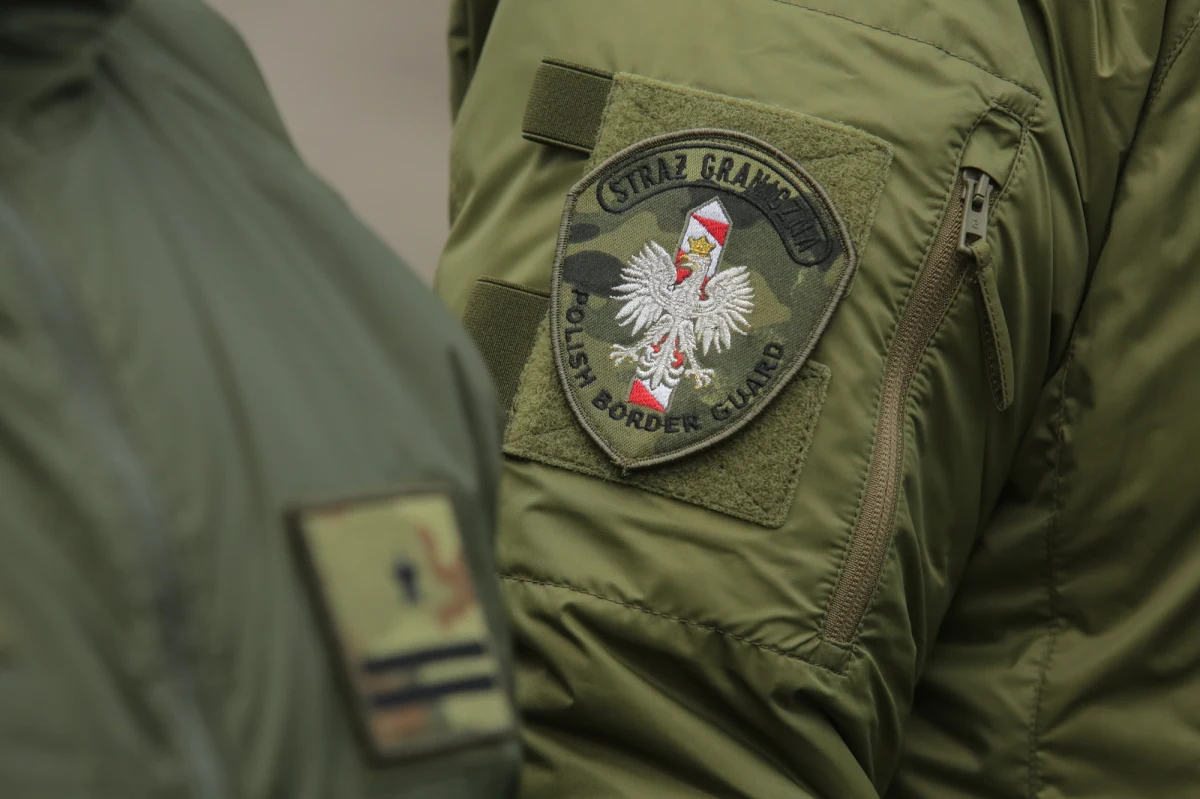 Fatalne wieści w sprawie zatrucia pokarmowego słuchaczy Centrum Szkolenia Straży Granicznej w Kętrzynie (Warmińsko-Mazurskie). W szpitalach przebywa już 47 osób. Sanepid ustala, co mogło być źródłem salmonelli, która wywołała to zatrucie.