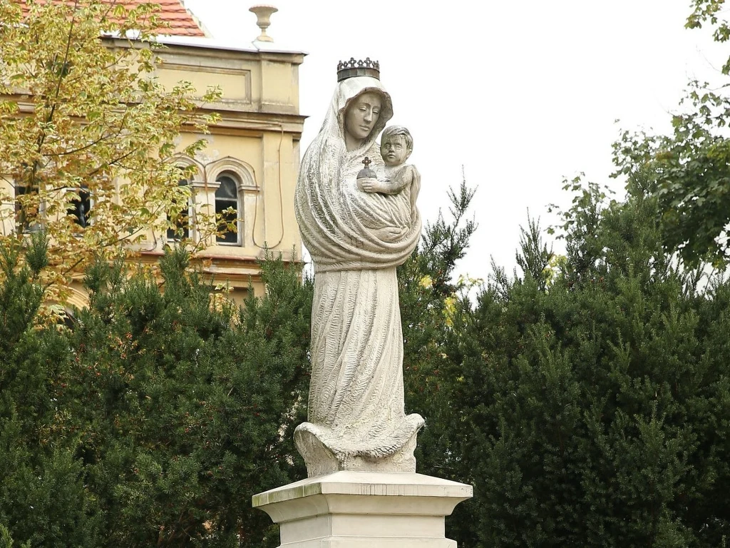 Modlitwa Anioł Pański jest ściśle związana z Maryją