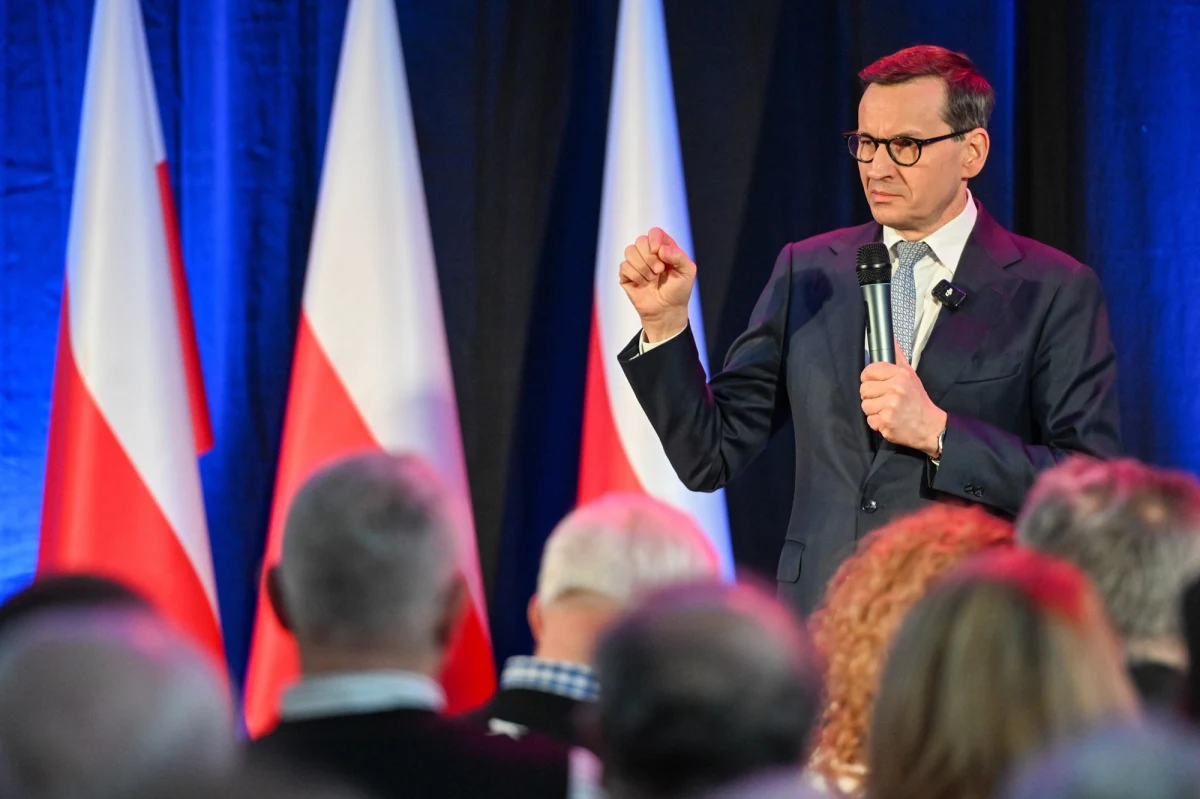 Były premier Mateusz Morawiecki został przesłuchany jako świadek w śledztwie w sprawie Funduszu Sprawiedliwości - poinformowała w piątek rzeczniczka prasowa Prokuratora Generalnego prok. Anna Adamiak. W planach jest też przesłuchanie Jarosława Kaczyńskiego. Według zapowiedzi prokuratora krajowego Dariusza Korneluka, ma to się odbyć jeszcze w kwietniu. 