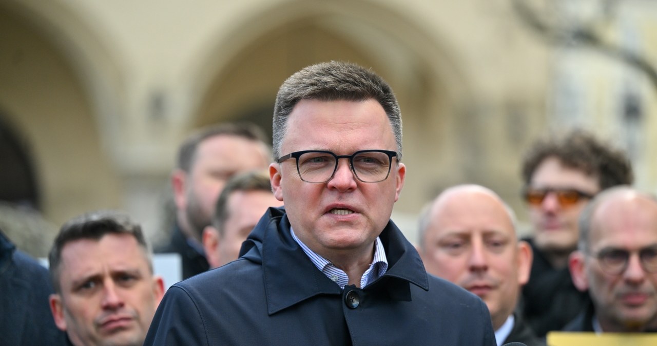 "A bizarre answer". Hołownia thunders, TVP magazine showed