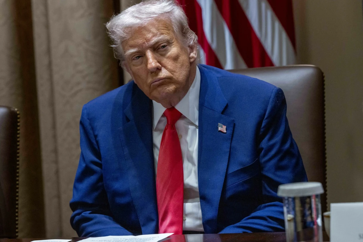 Lekarz prezydenta Donalda Trumpa ogłosił raport o stanie zdrowia przywódcy USA. Sean Barbabella zapewnił, że Trump pozostaje w doskonałym zdrowiu, przerywając ostatnie spekulacje na ten temat.