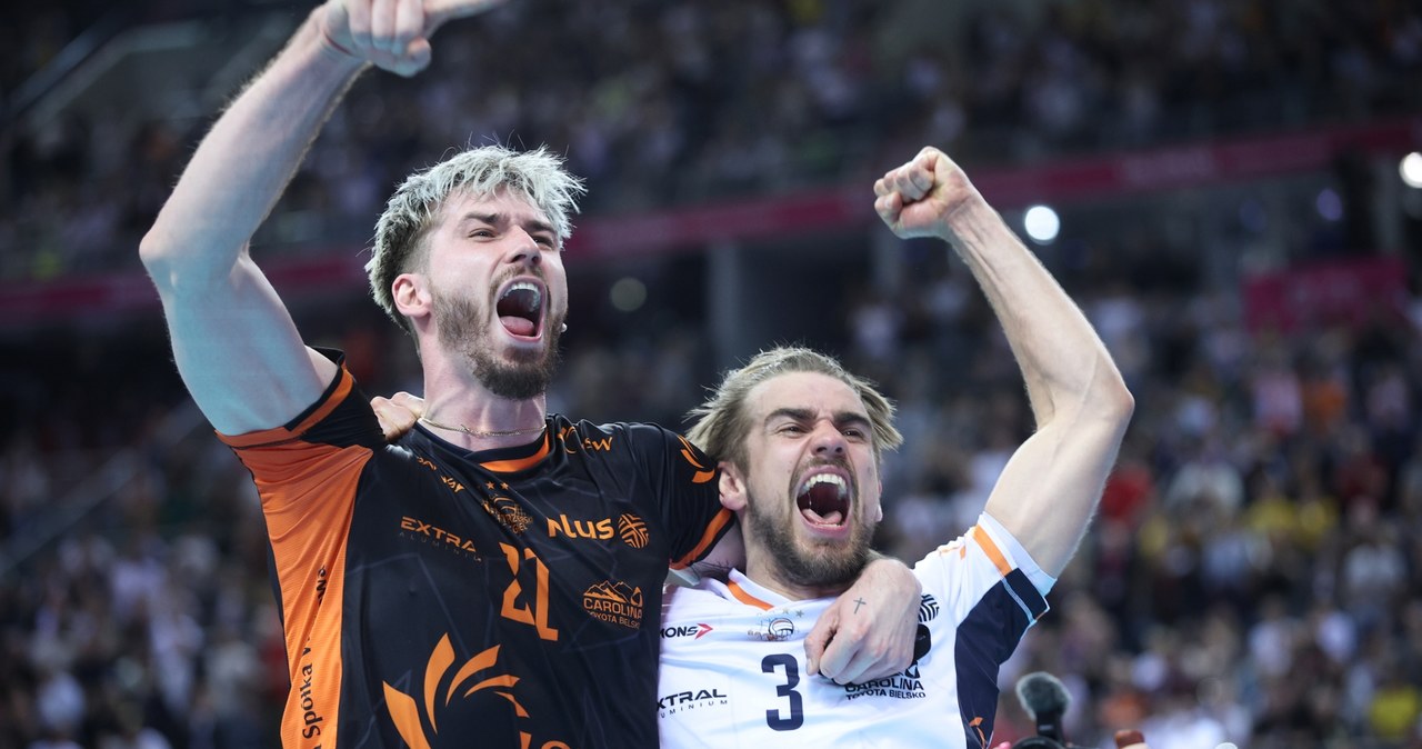 Tomasz Fornal ledwo stał na nogach. Polski siatkarz wykończony po historycznym finale