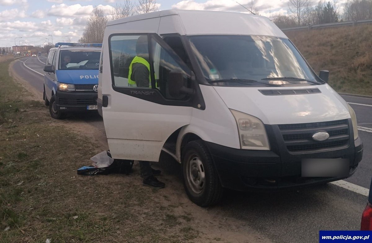 ​Brutalny napad na sklep jubilerski. Atakował młotkiem