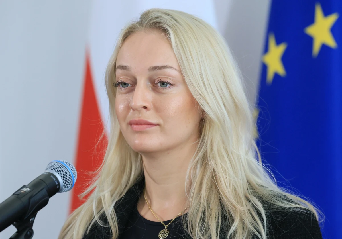 Prokuratura Krajowa ma wyjaśniać sprawę tajemniczego zaginięcia szefowej białoruskiej Rady Koordynacyjnej w Warszawie Anżeliki Mielnikawej - dowiedział się reporter RMF FM. Dokumenty z dotychczasowymi ustaleniami policji dotyczącego zaginięcia działaczki na wyższy szczebel wysłała warszawska Prokuratura Okręgowa.