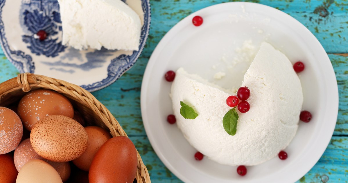 Niewiele kalorii, moc wartości odżywczych. To najzdrowsze potrawy wielkanocne