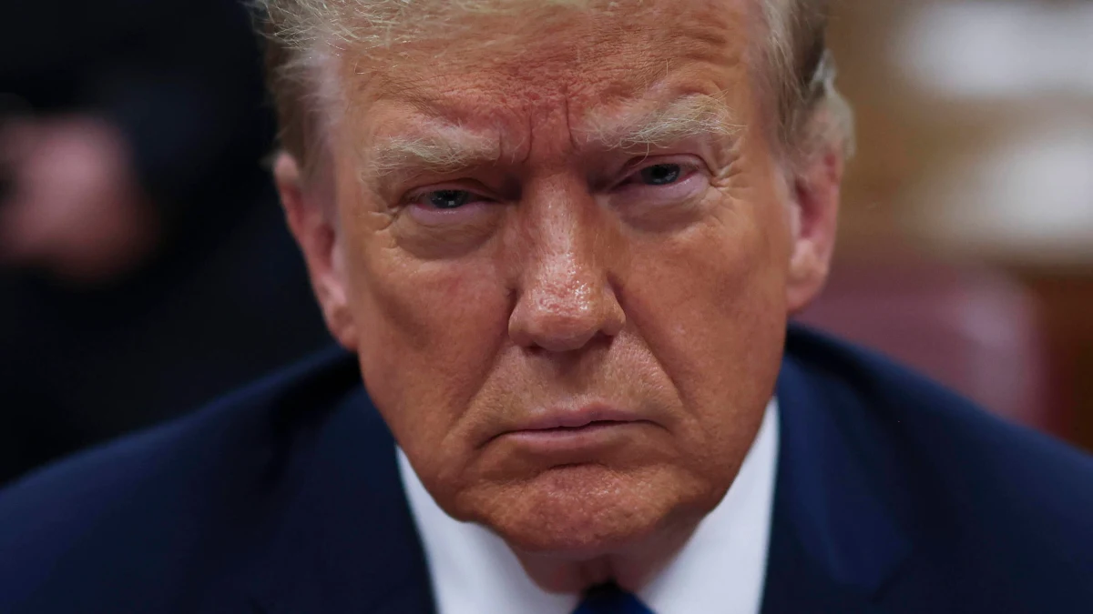 Decyzje Donalda Trumpa z pierwszych miesięcy drugiej kadencji w Białym Domu będą tematem nietypowego teleturnieju, który zadebiutuje w maju na platformie streamingowej Fox Nation. Uczestnicy programu przez ostatnie tygodnie byli odcięci od wszelkich źródeł informacji, nie mają więc pojęcia, co zrobił amerykański prezydent. 