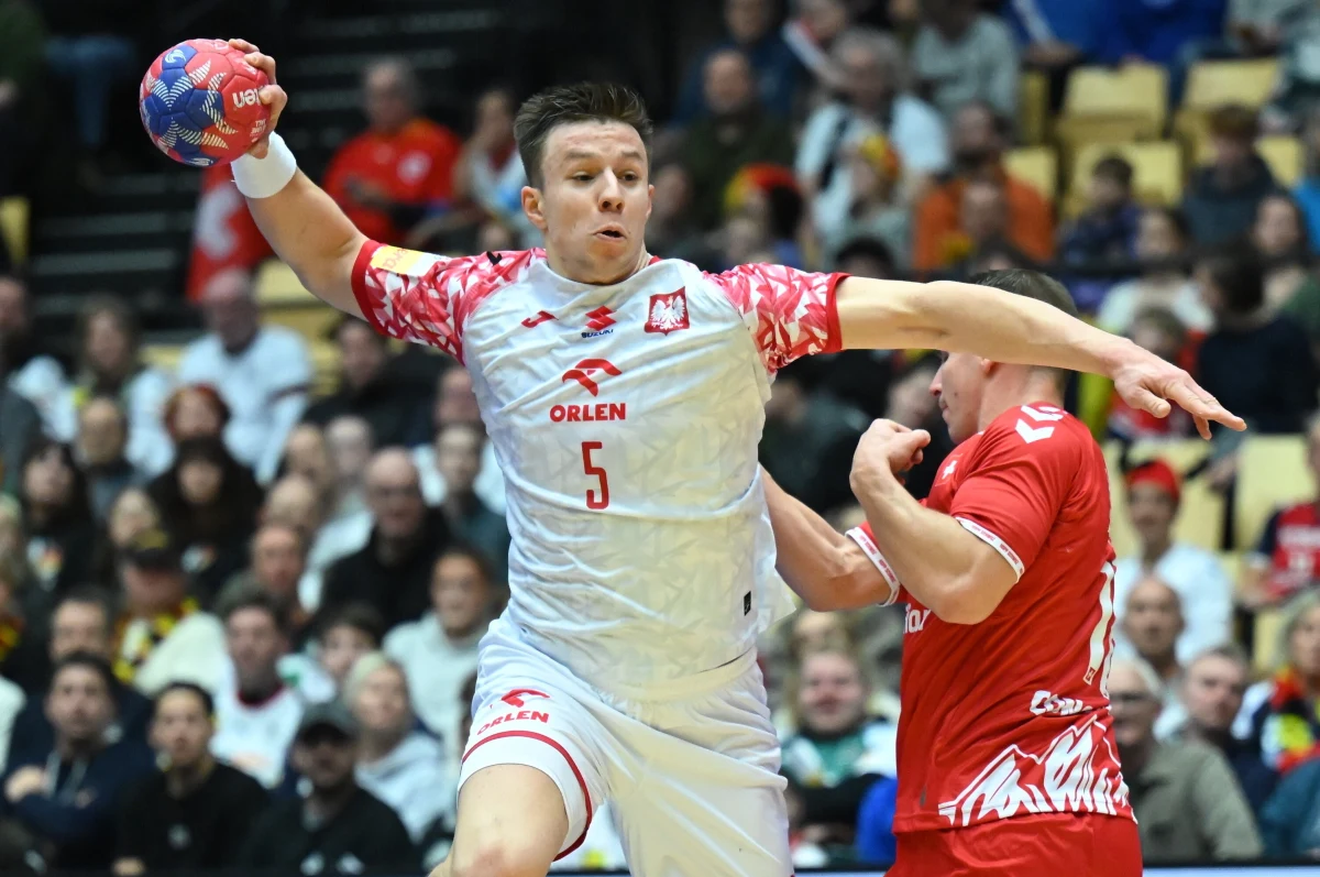 Reprezentacja Polski piłkarzy ręcznych ma nowego selekcjonera. Szkoleniowcem "Biało-Czerwonych" został Hiszpan Jota Gonzalez.