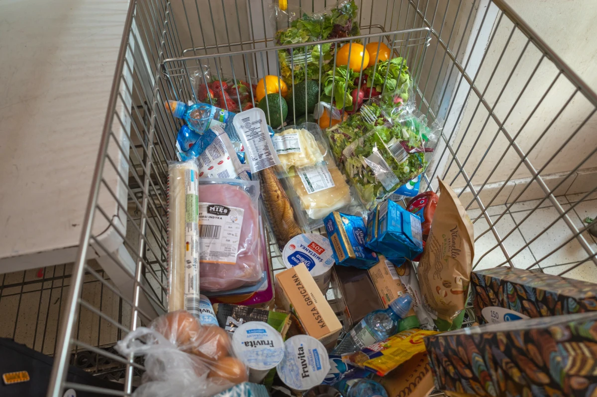 Główny Urząd Statystyczny podał nowe dane, dotyczące inflacji w Polsce. Ceny towarów i usług konsumpcyjnych w marcu 2025 r. wzrosły rdr o 4,9 proc., a w porównaniu z poprzednim miesiącem ceny wzrosły o 0,2 proc.