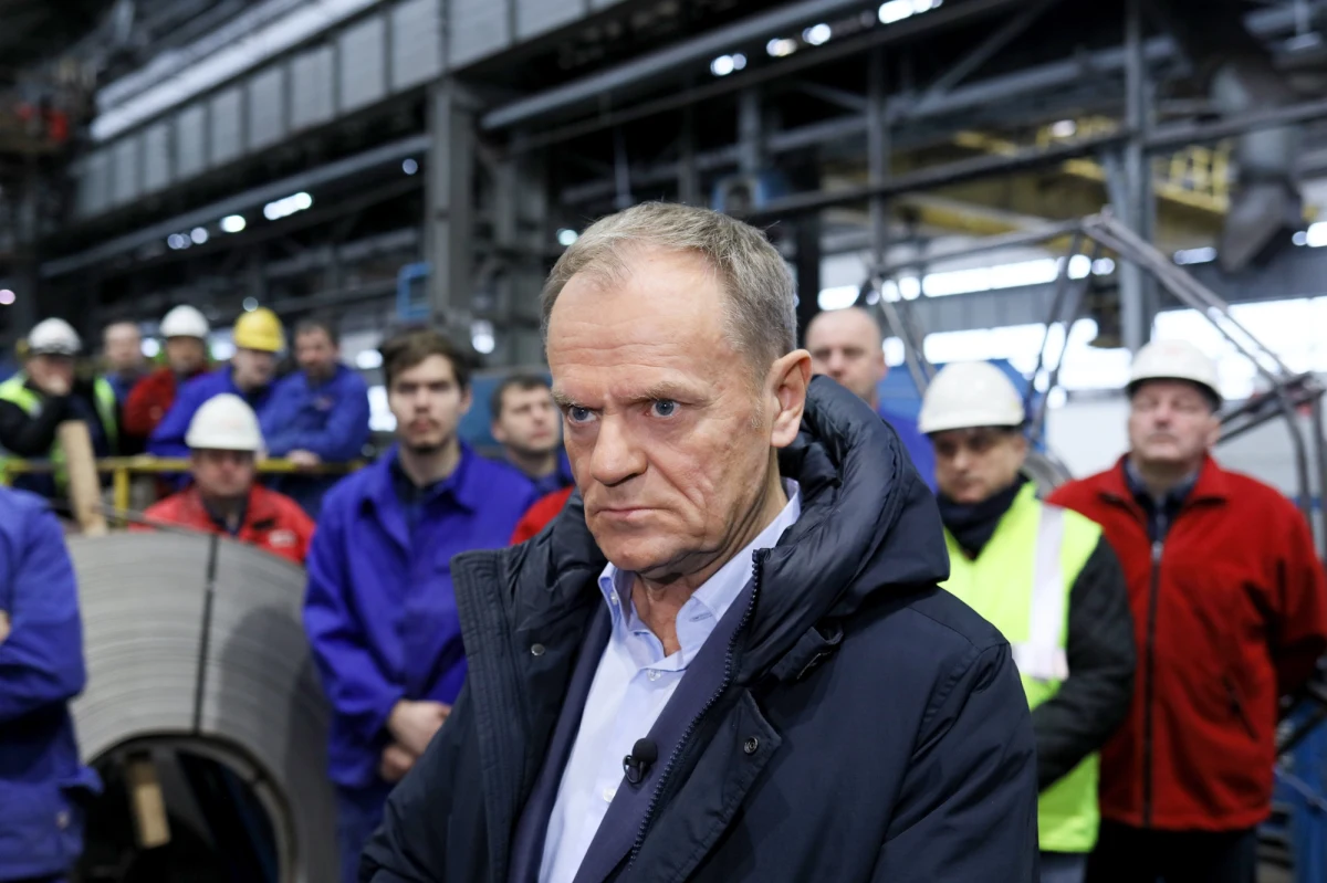 Rząd zainwestuje w Rafako, by utrzymać to miejsce, przekształcając je równocześnie w zakład produkcji zbrojeniowej. Informacje przekazał we wtorek premier Donald Tusk, dodając, że podobnych zakładów jak te należące do Rafako jest bez liku.