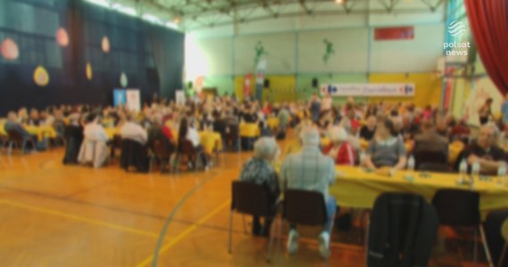 "Wydarzenia": Osoby starsze, samotne i ubogie spotkały się przy świątecznym stole