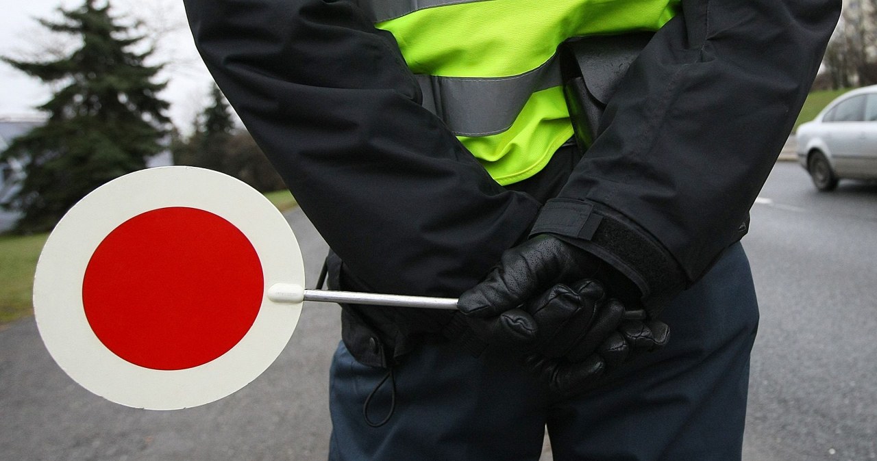 Najdziwniejsze przepisy drogowe w Europie. Warto je znać przed feriami