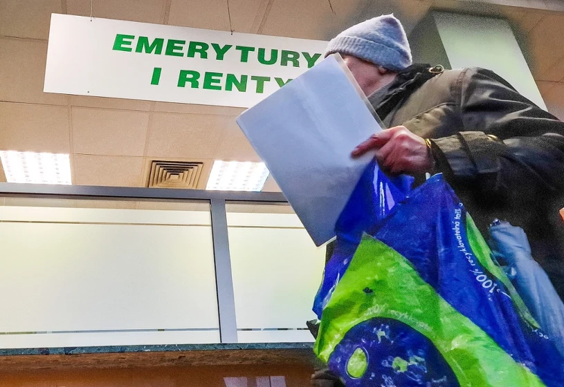 Nowe świadczenie z ZUS. Średnio wysyłają 350 zł miesięcznie