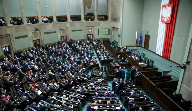 Minimalne różnice w czołówce. Jest nowy sondaż sejmowy