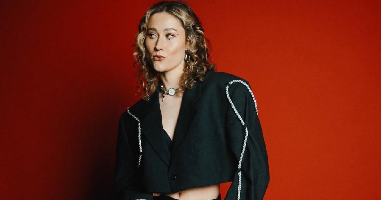 Gdy Szpak ją zobaczył, gwałtownie opadła mu szczęka. W TVP aż o nią walczyli