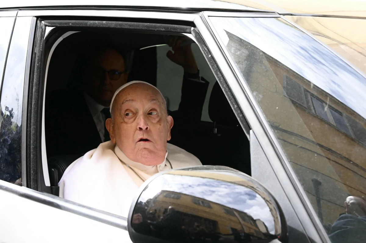 Papież przybył w Wielki Czwartek do rzymskiego więzienia Regina Coeli. Franciszek, który przechodzi rekonwalescencję po ciężkiej chorobie, dotrzymał tradycji wprowadzonej przez siebie na początku pontyfikatu. Trzynasty Wielki Tydzień papieża ma wyjątkowy przebieg z powodu jego niedawnej choroby. Ojciec Święty czuje się jednak coraz lepiej. 