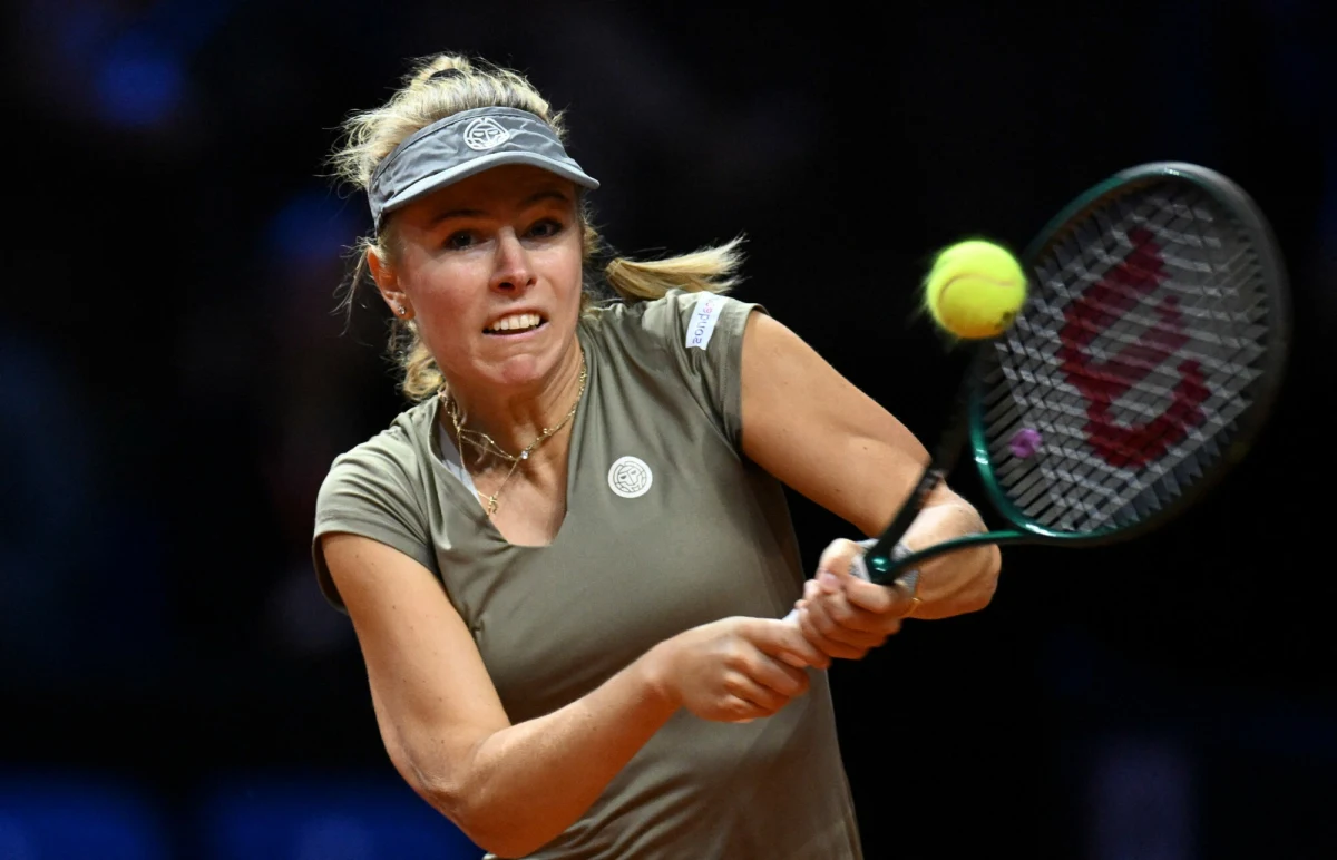 Magdalena Fręch odpadła w 1/8 finału turnieju WTA 500 na kortach ziemnych w Stuttgarcie. Polska tenisistka przegrała z Amerykanką Jessicą Pegulą 1:6, 1:6. Mecz trwał godzinę i 11 minut.