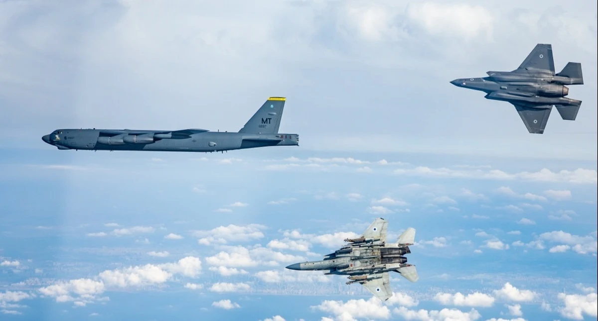 Amerykańskie lotnictwo przeprowadziło atak lotniczy na port paliwowy w zachodnim Jemenie. Terminal Ras Isa był wykorzystywany do zaopatrywania wspieranych przez Iran rebeliantów Huti.