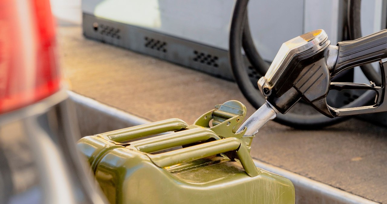 Ceny paliw rosną, więc zatankował na zapas. Dostał 3 tys. zł mandatu