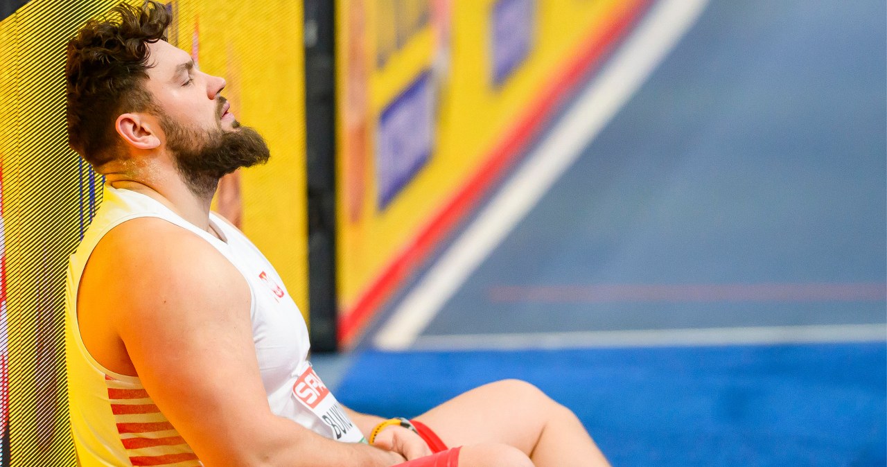 Bukowiecki przerwał milczenie. Potężny cios nadszedł niespodziewanie. "Przykro"