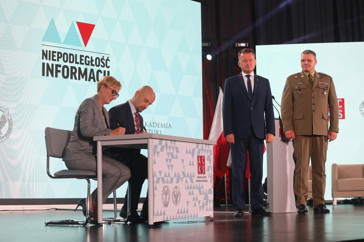 Urzędnicy MON z czasów PiS pod lupą prokuratury. Będą przesłuchani
