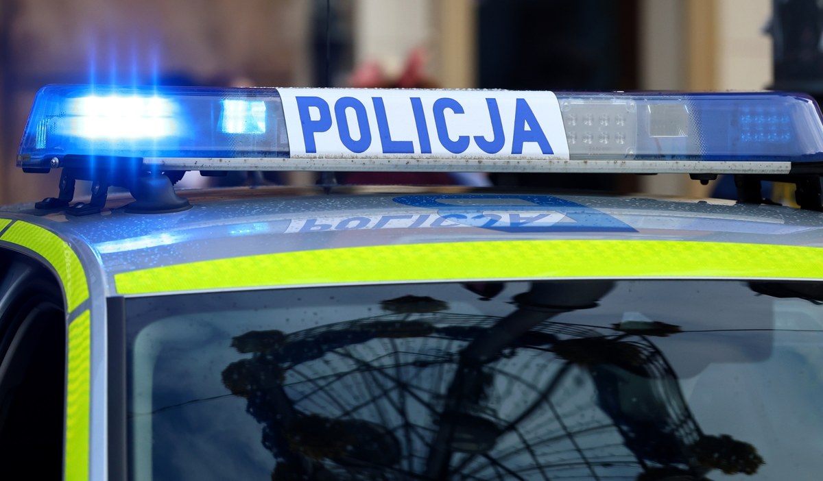 Ciało w luksusowym samochodzie