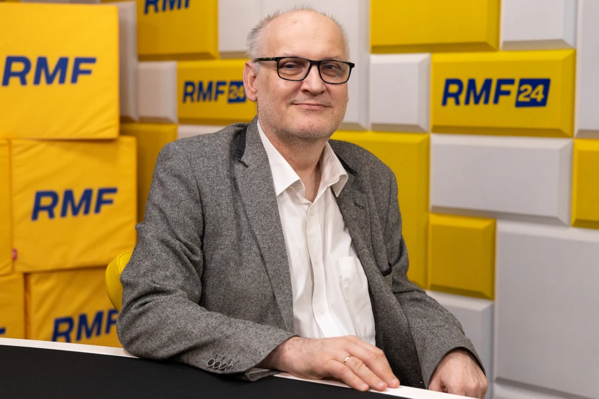 "Domniemana jest kontynuacja linii franciszkowej, a nie powrót do Benedykta XVI czy Jana Pawła II i do ich linii" – twierdzi teolog Sebastian Duda w Popołudniowej rozmowie w RMF FM. Publicysta zaznacza także, że kwestia władzy w Kościele będzie musiała być dalej modyfikowana. "To jest jedno z najważniejszych wyzwań katolicyzmu współczesnego, także dlatego, że mamy do czynienia z kryzysem kapłaństwa urzędowego" – dodaje. Gość Piotra Salaka skomentował również relacje Franciszka z Episkopatem Polski.