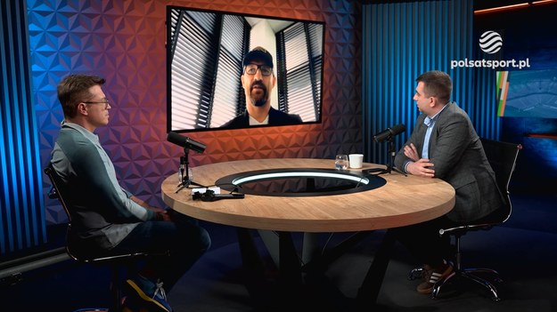 Czy w Legii Warszawa dojdzie do zmiany na ławce trenreskiej? W załączonym materiale wideo prezentujemy fragment programu Polsat Futbol Cast, w którym eksperci wypowiedzieli się na temat obecnej sytuacji ekipy ze stolicy Polski.