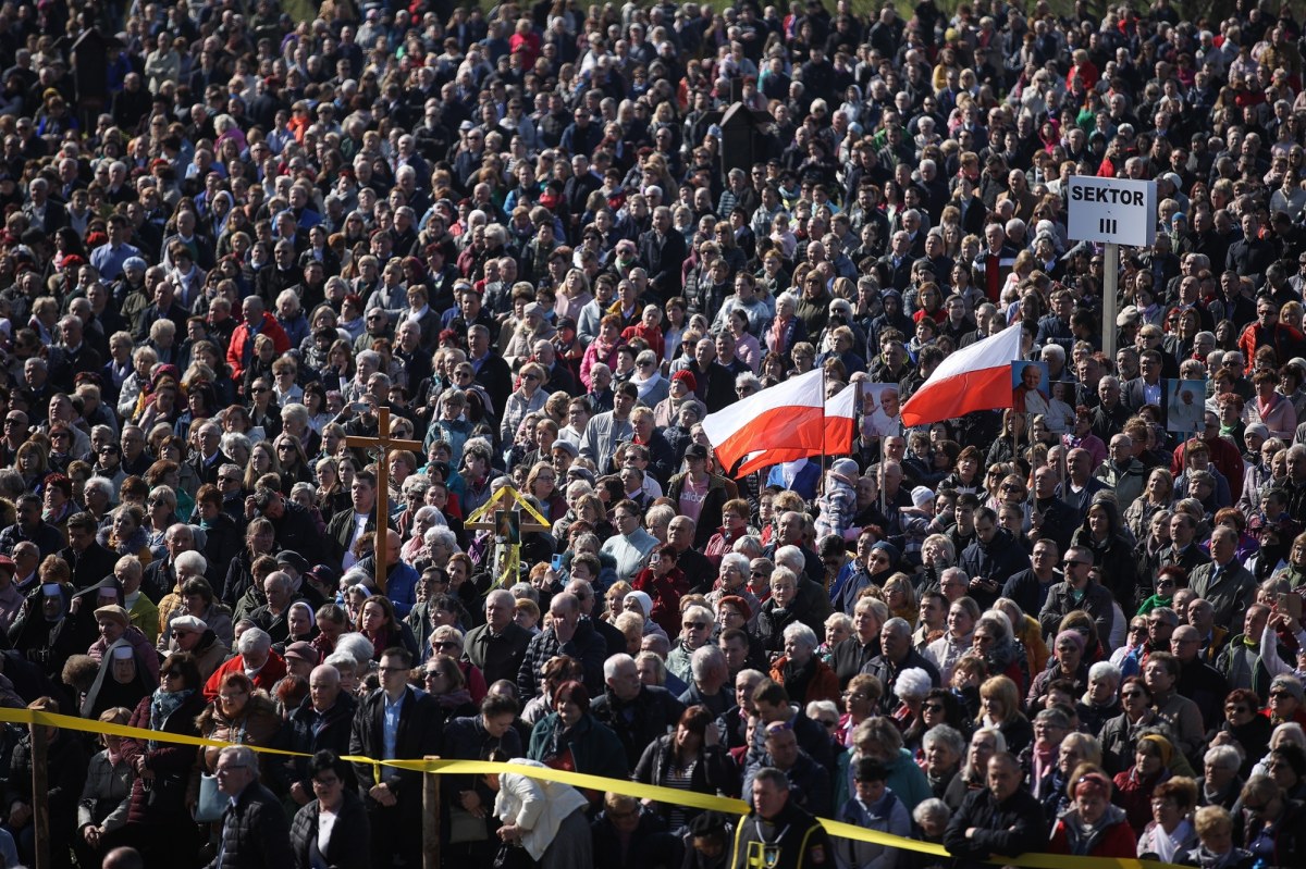 Tysiące pielgrzymów w Krakowie. Co czeka uczestników Święta Miłosierdzia?
