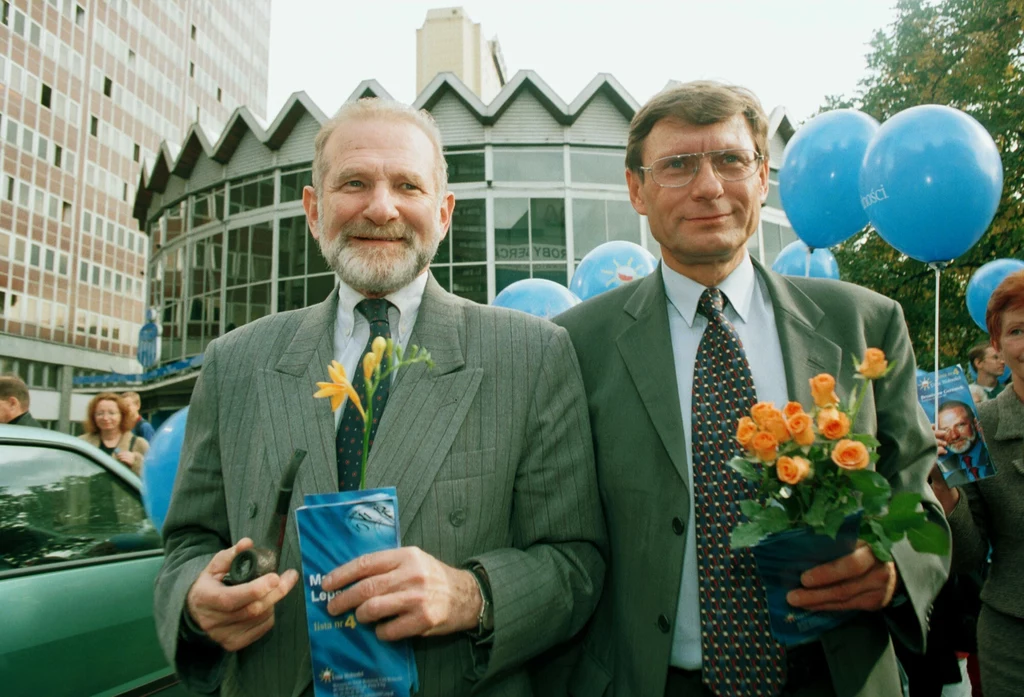 Bronisław Geremek (z lewej) z Leszkiem Balcerowiczem (z prawej)