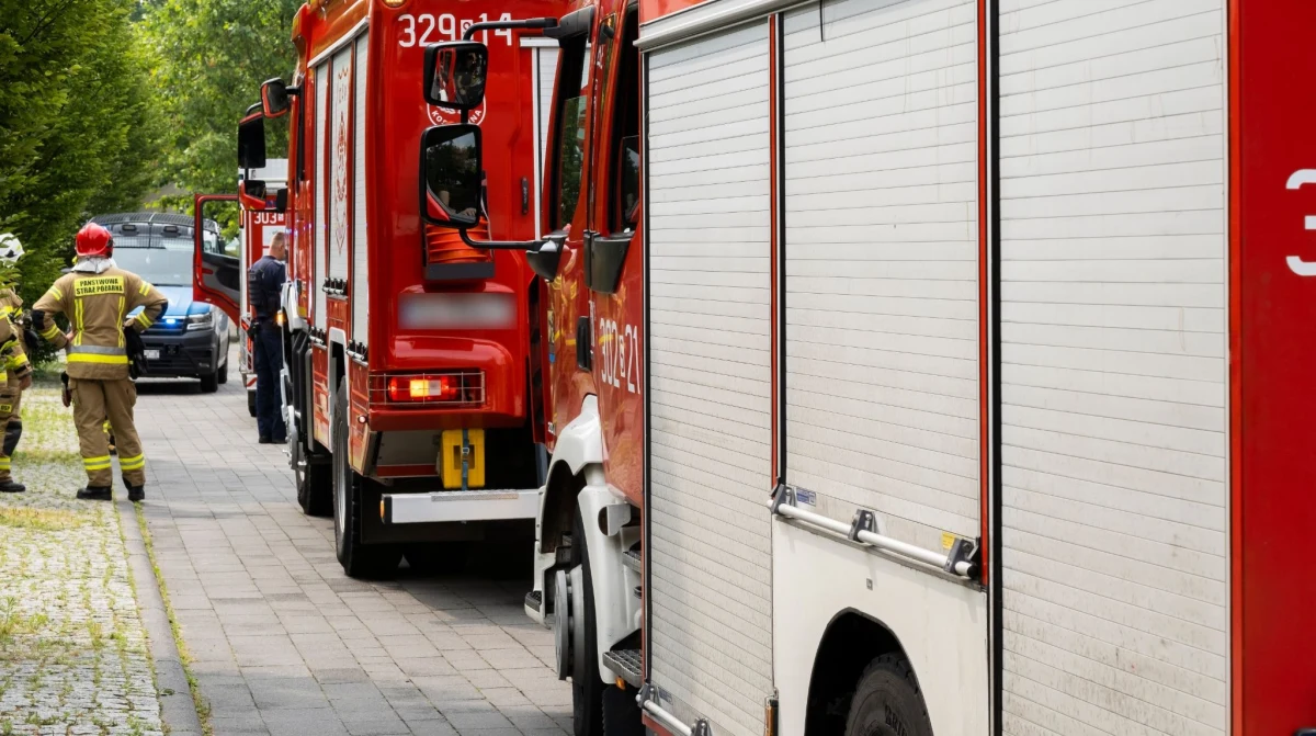 Podczas prac ziemnych w Suchym Dworze koło Wrocławia doszło do uszkodzenia gazociągu. W bezpieczną strefę ewakuowano 6 osób.