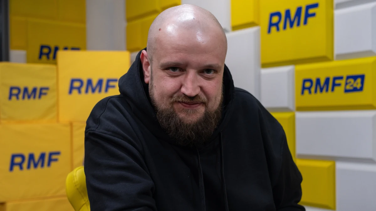 "Jeżeli w tym momencie spojrzymy sobie na ten wyścig, to największym przegranym w mediach społecznościowych jest dzisiaj Sławomir Mentzen, który rozpędził swój wagonik. Dzisiaj sondaże oraz interakcje pokazują, że nie jest najlepiej, a z drugiej strony liderem dzisiaj stała się nieoczekiwanie Magdalena Biejat" – mówi Michał Fedorowicz, przewodniczący europejskiego kolektywu analitycznego Res Futura, w Popołudniowej rozmowie w RMF FM. Jak zauważa analityk, "lajki" nie głosują, natomiast pomagają one zyskać uwagę.