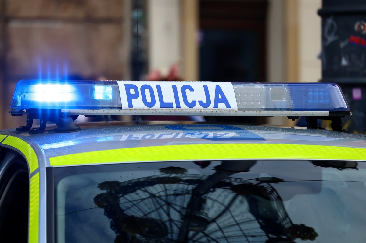 Strzały i pościg w Rusinowie! Ranni policjanci, trwa obława