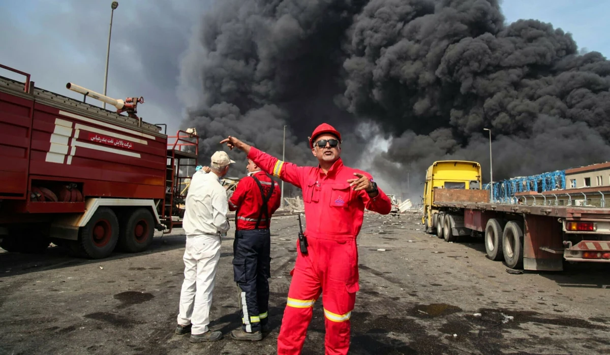 Co najmniej 40 ofiar śmiertelnych i ponad 1200 rannych - to najnowszy bilans sobotniej eksplozji w irańskim mieście Bandar-e Abbas. Choć oficjalne władze nie podały, co konkretnie było przyczyną potężnego wybuchu, nieco więcej światła na sprawę rzuciły zagraniczne media, m.in. amerykański "New York Times".