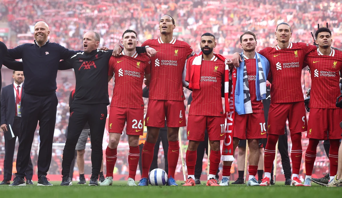 Piłkarze Liverpoolu po raz 20. wywalczyli mistrzostwo Anglii! W niedzielę, w 34. kolejce pokonali u siebie Tottenham Hotspur 5:1, przypieczętowując tym samym walkę o tytuł. Żaden angielski klub nie ma ich więcej, ale tylko samo zgromadził ich Manchester United.