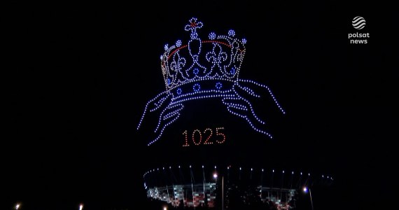 Pokaz dronów z okazji 1000-lecia koronacji Chrobrego