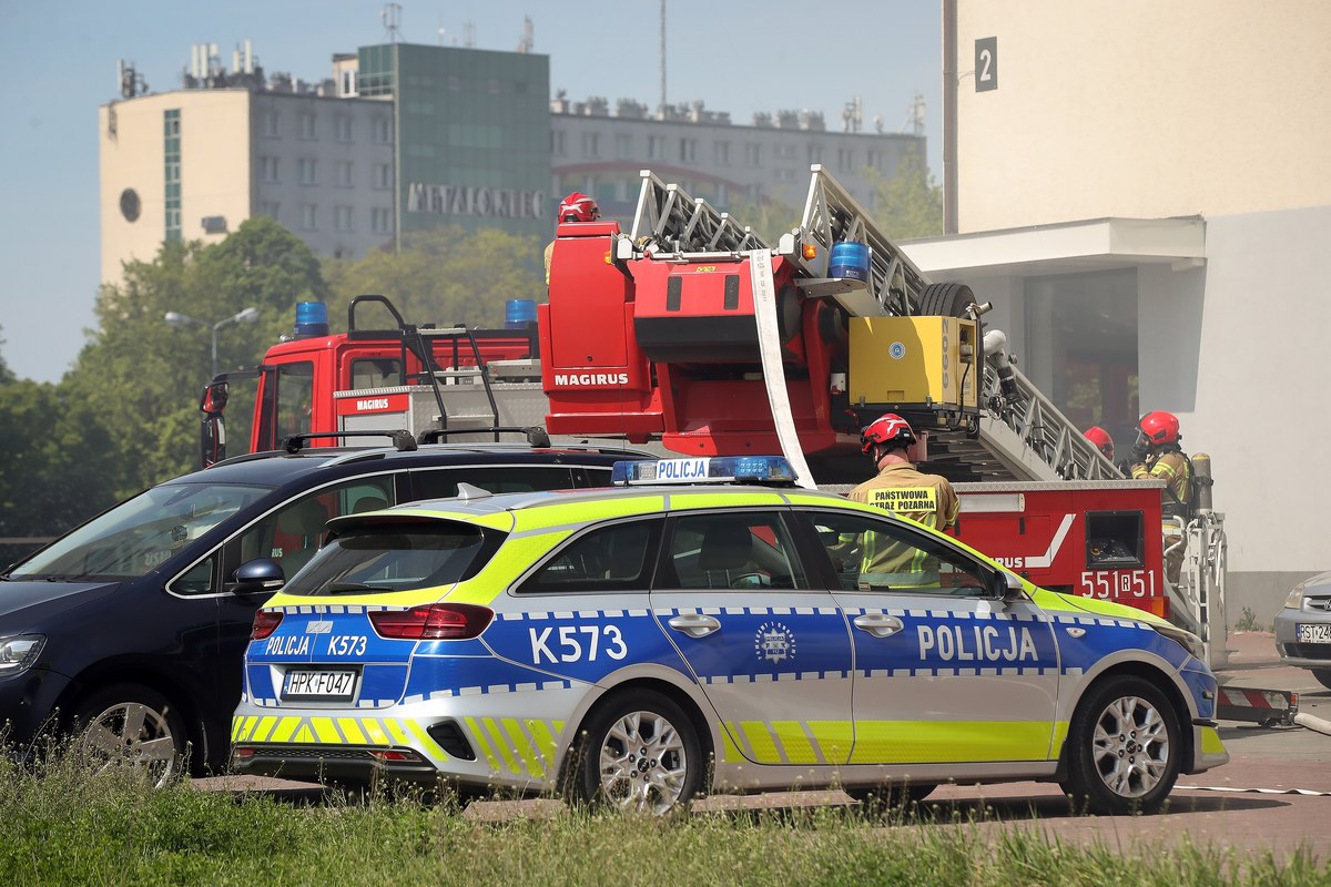 Duży pożar w Stalowej Woli. 30 osób ewakuowanych