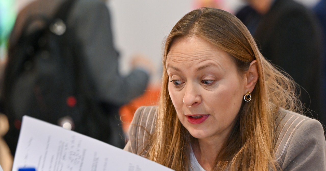 Czterodniowy tydzień pracy to mniejsze pensje. Minister nie ma złudzeń
