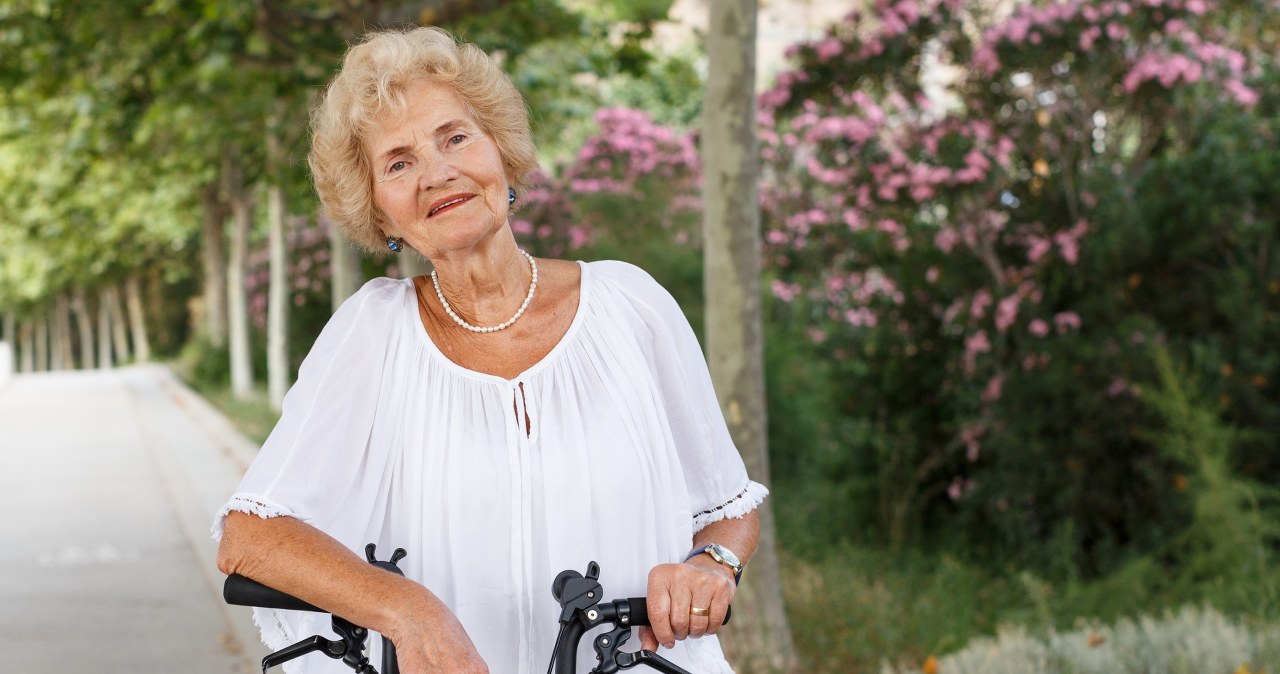 Nie postarzaj się fryzurą. jeżeli skończyłaś 60 lat, te cięcia są zakazane