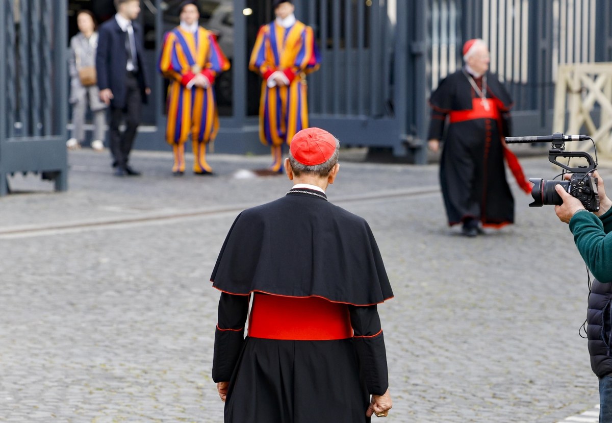 Rekordowa liczba kardynałów wybierze papieża. Kim są elektorzy?