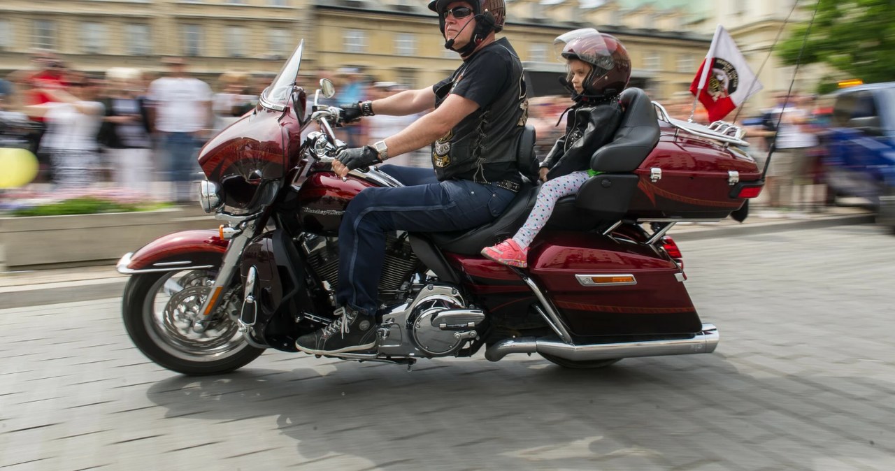 Sezonowe OC na motocykl i kampera? Oficjalne stanowisko rządu