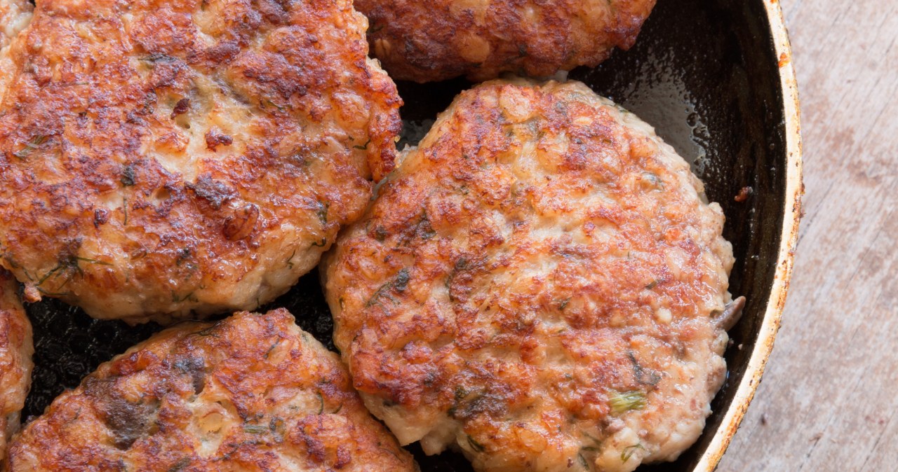 Przy mielonych trzymam się tej proporcji. Nie pękają i są idealne