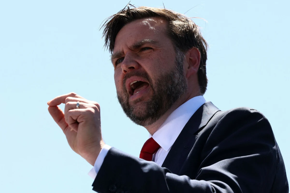 Wojna w Ukrainie nie zakończy się "w najbliższym czasie" - powiedział w czwartek wiceprezydent USA J.D. Vance w wywiadzie dla Fox News. Głos w tej sprawie zabrał także sekretarz stanu USA Marco Rubio. "Prawdziwy przełom w sprawie wojny na Ukrainie musi nastąpić bardzo szybko. W przeciwnym razie prezydent USA Donald Trump stanie przed decyzją, jak długo jeszcze poświęcać czas tej sprawie" - stwierdził Rubio.