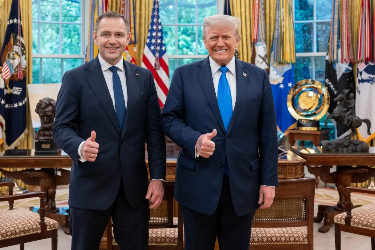 Prezydent USA Donald Trump spotkał się w czwartek z Karolem Nawrockim. Kandydat na prezydenta RP relacjonował, że Trump przepowiadał mu wygraną w wyborach.