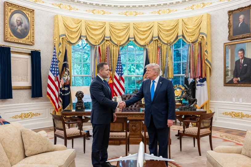 Trump przyjął Nawrockiego w Białym Domu. Lawina politycznych reakcji
